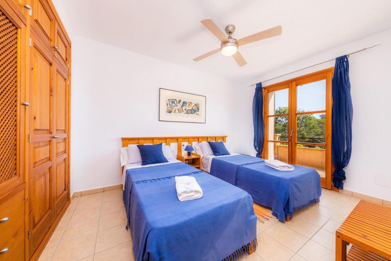 Casa Es Domingos * Cala Llombards